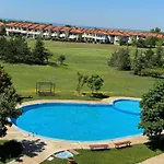 El-em Apartments-в-301 Apartman